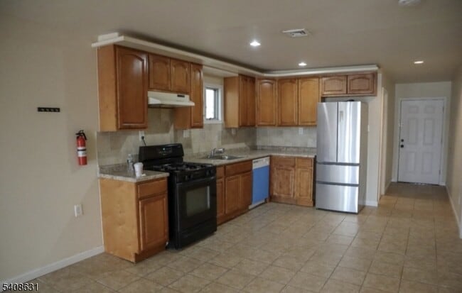 59 Wilson Ave in Newark, NJ - Building Photo - Building Photo