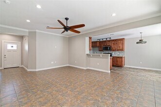 757 Tanglewood Dr in Burleson, TX - Building Photo - Building Photo