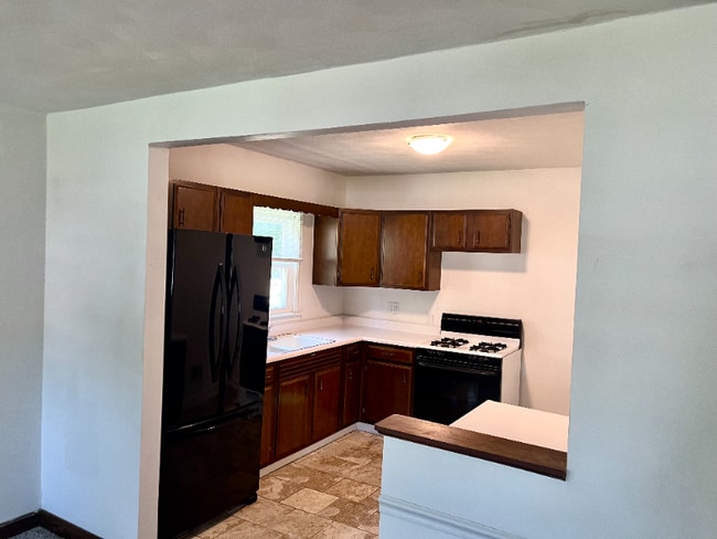 property at 912 State St