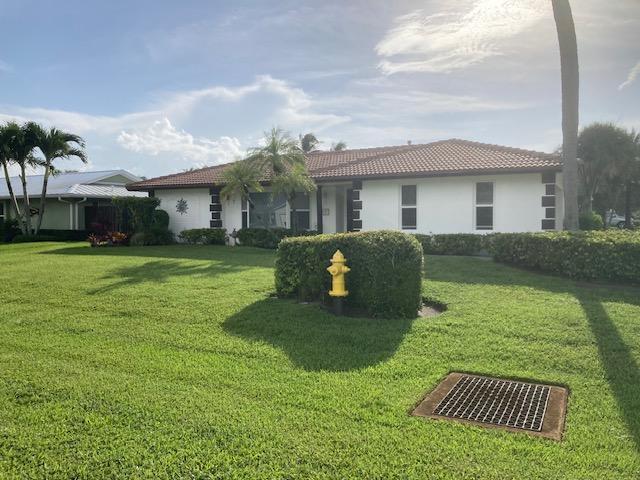 property at 11719 Banyan St