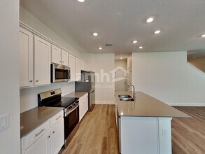1080 Grafton Ridge Dr in Eustis, FL - Building Photo - Building Photo