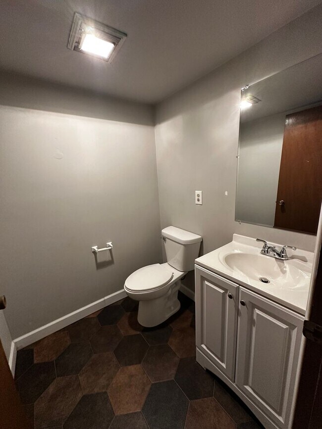 326 S 1st St in Evansville, WI - Building Photo - Building Photo