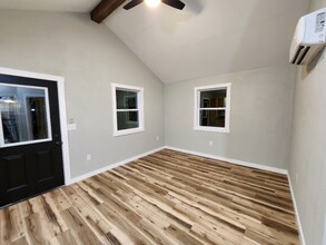 415 Gale St in Chillicothe, MO - Building Photo - Building Photo