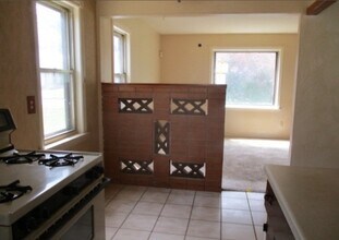 23319 Williams Ave in Euclid, OH - Building Photo - Building Photo