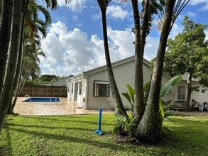 9841 Ridge Creek Rd in Boca Raton, FL - Building Photo - Building Photo