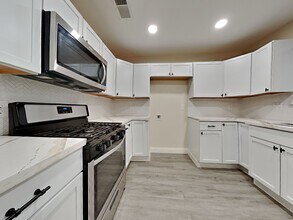 2905 Shady Creek Dr in Pearland, TX - Foto de edificio - Building Photo