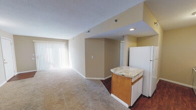 Mountain Valley Properties -Carbondale in Carbondale, IL - Building Photo - Building Photo