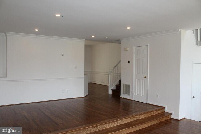 2927 Mainstone Dr in Fairfax, VA - Building Photo - Building Photo