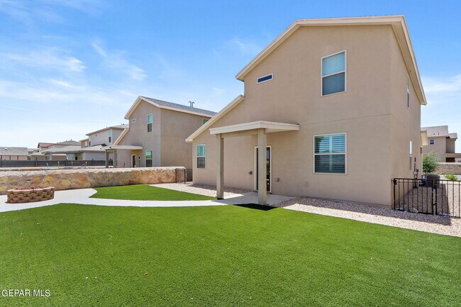 4072 Desert Nomad Dr in El Paso, TX - Building Photo - Building Photo