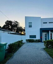 2772 SW 31st Ct in Miami, FL - Building Photo