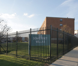 Somerset Villas in Philadelphia, PA - Building Photo - Building Photo