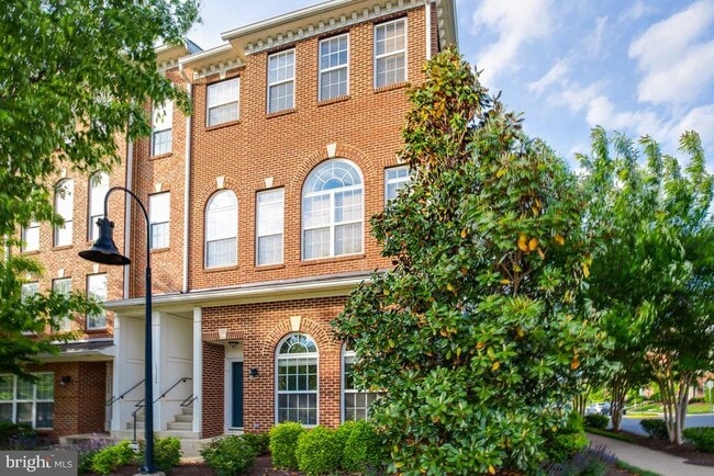 15426 Rosemont Manor Dr in Haymarket, VA - Building Photo - Building Photo