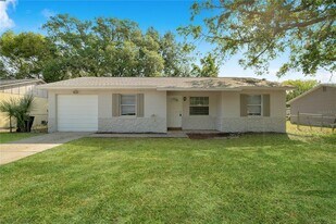 2853 S Sanford Ave in Sanford, FL - Building Photo