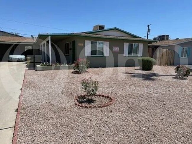 property at 1717 N 42nd St