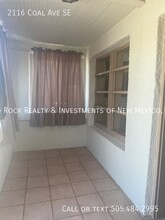 2116 Coal Ave SE in Albuquerque, NM - Foto de edificio - Building Photo