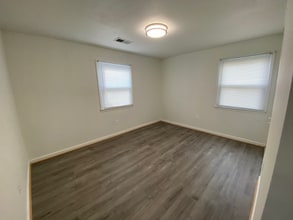 000 LC in Chantilly, VA - Building Photo - Building Photo