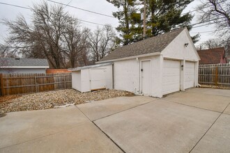 2010 W 22nd St in Sioux Falls, SD - Building Photo - Building Photo