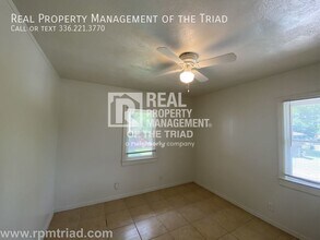 1514 Gholson Ave S East, Unit Apt B in Winston-Salem, NC - Building Photo - Building Photo