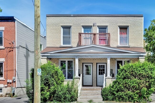 property at 297-297 St. Patrick St
