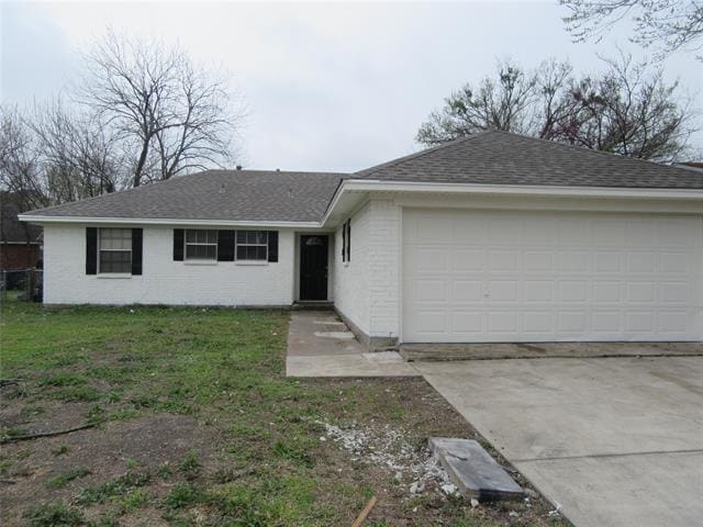 property at 810 Lexington Dr