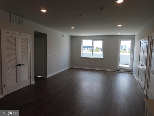 101 W Oxford St in Philadelphia, PA - Building Photo - Building Photo