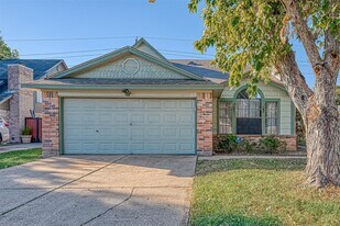 16315 Dounreay Dr in Houston, TX - Building Photo