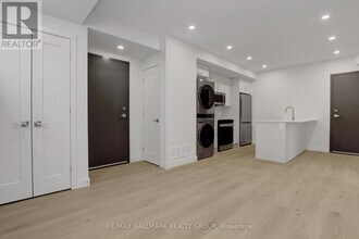 137 Marquette Ave in Ottawa, ON - Building Photo - Building Photo