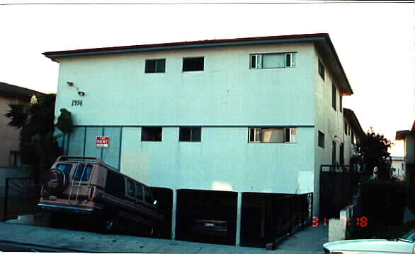 1954 S Shenandoah St in Los Angeles, CA - Foto de edificio