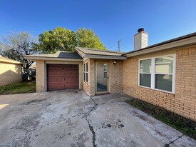 4812 66th St in Lubbock, TX - Building Photo