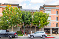 Atrium Garden in San Jose, CA - Building Photo - Building Photo