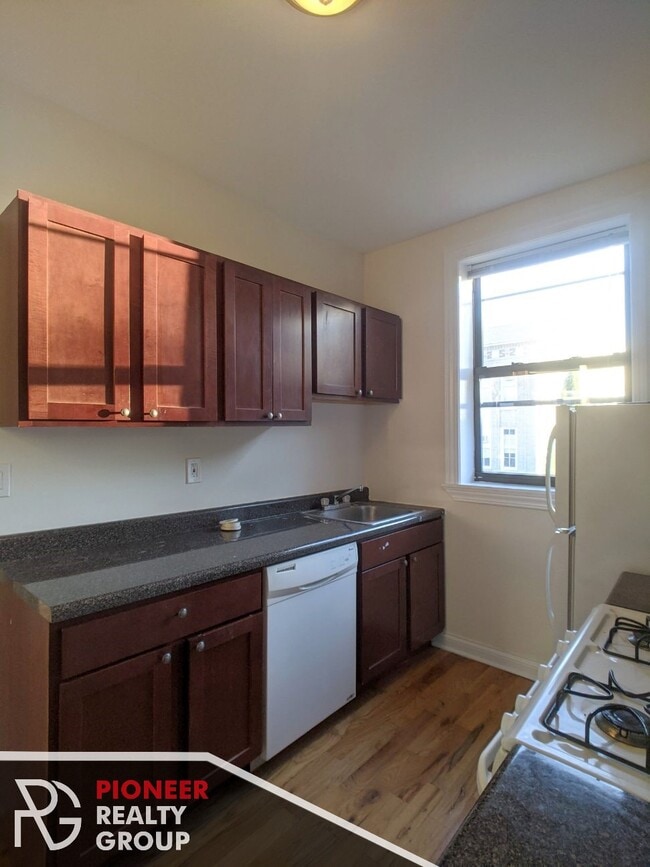 822 W Waveland Ave, Unit 1