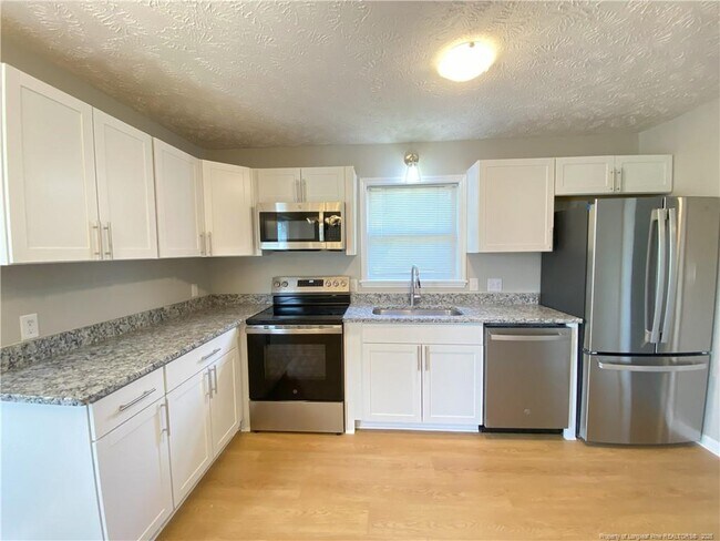 51 Overlook Rd in Cameron, NC - Building Photo - Building Photo