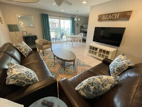 1650 Via de Luna Dr, Unit G5 in Gulf Breeze, FL - Foto de edificio - Building Photo