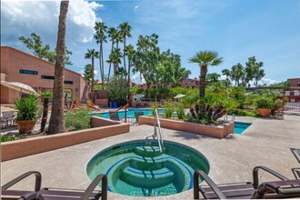 5051 N Sabino Canyon Rd in Tucson, AZ - Building Photo - Building Photo