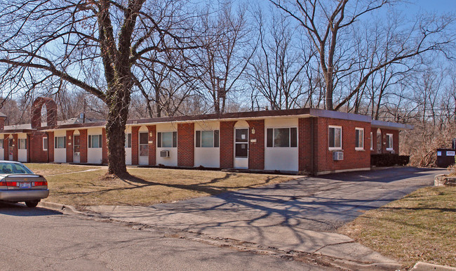 329 Firwood Dr in Dayton, OH - Building Photo - Building Photo