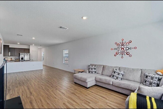 14113 Lyndora Ln in Pflugerville, TX - Building Photo - Building Photo