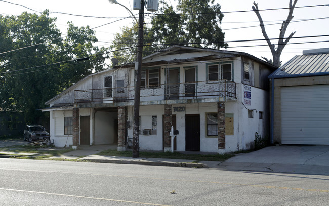 7420 Navigation Blvd in Houston, TX - Building Photo - Building Photo