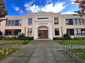 650 W 12th Ave in Eugene, OR - Building Photo