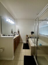 9333 Shepton St in Orlando, FL - Building Photo - Building Photo