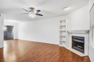 3205 Donnelly Cir in Fort Worth, TX - Foto de edificio - Building Photo