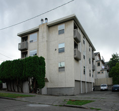 1201 N 44th St in Seattle, WA - Building Photo - Building Photo