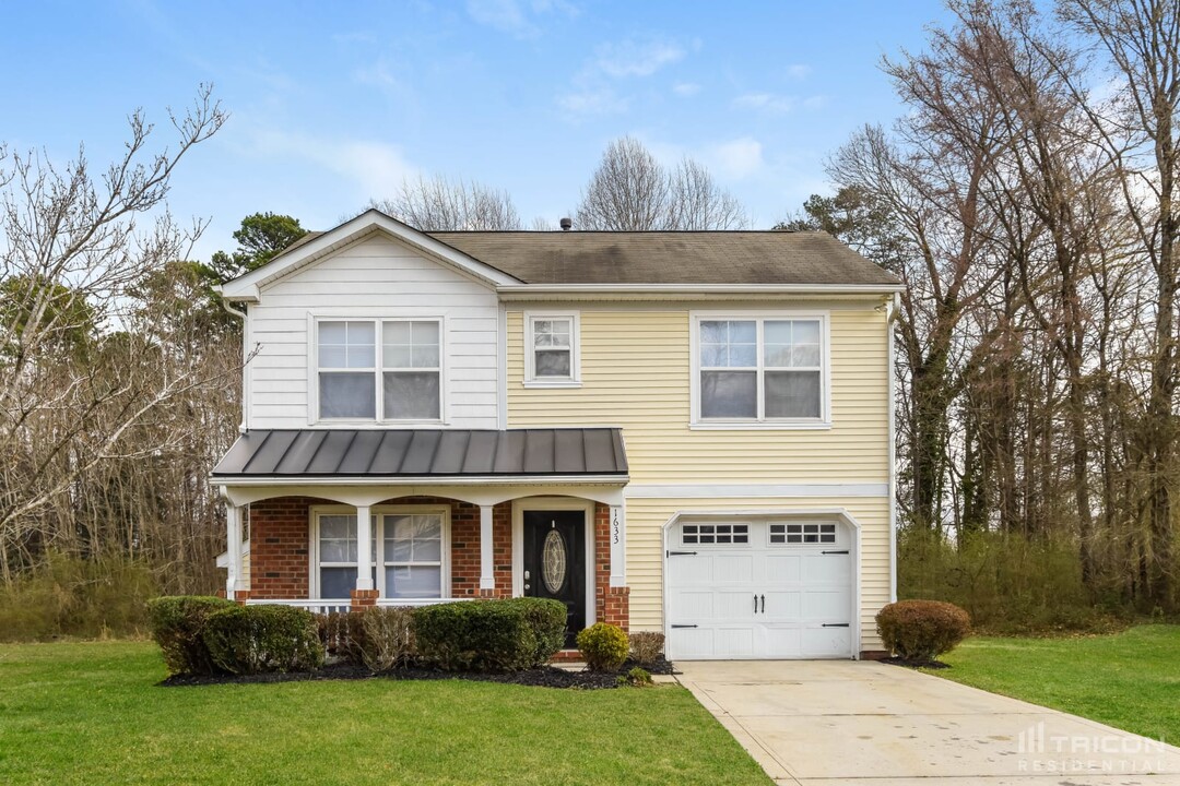 1633 Long Paw Ln in Charlotte, NC - Building Photo