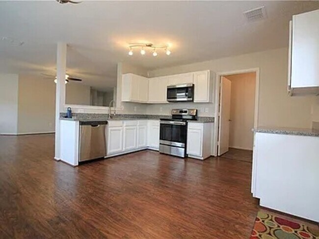 5013 River Rock Blvd in Fort Worth, TX - Building Photo - Building Photo