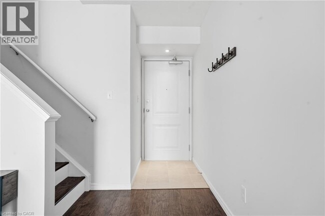 40 Cheese Factory Rd in Cambridge, ON - Building Photo - Building Photo