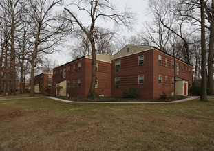 Oakwood Gardens in Lansdale, PA - Building Photo - Building Photo