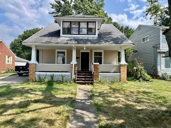 30520 Willowick Dr in Willowick, OH - Building Photo - Building Photo