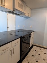 2228 Sandpiper St in Tallahassee, FL - Foto de edificio - Building Photo
