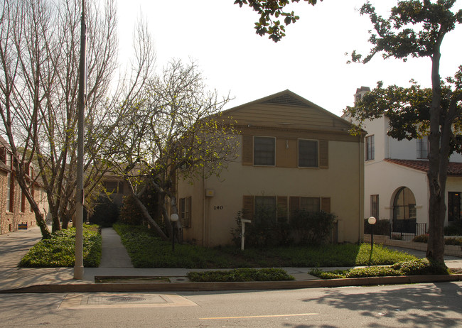 140 N El Molino Ave in Pasadena, CA - Building Photo - Building Photo