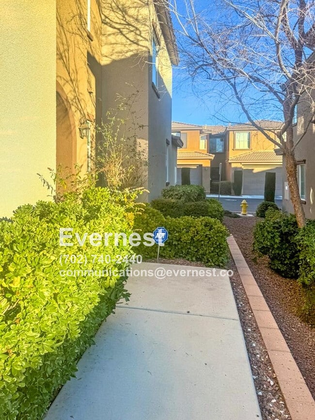 11405 Ogden Mills Dr in Las Vegas, NV - Building Photo - Building Photo
