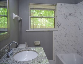 5901 Darnell St in Houston, TX - Building Photo - Building Photo